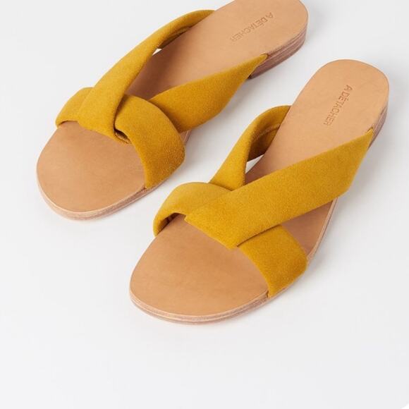 A Detacher Citron Suede Sandals - Picture 8 of 8